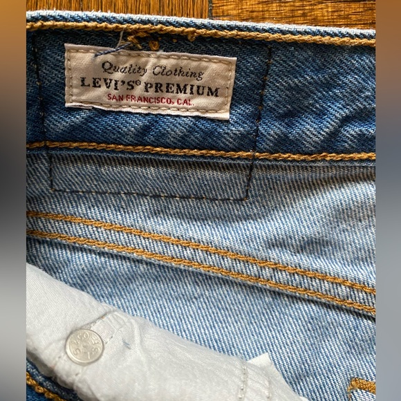 Levi’s Premium Blue Jeans, 24 - Picture 3 of 9